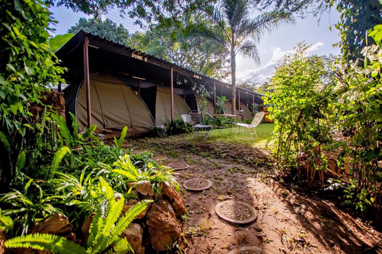 Shoestrings Backpackers Vic Falls Victoria Falls